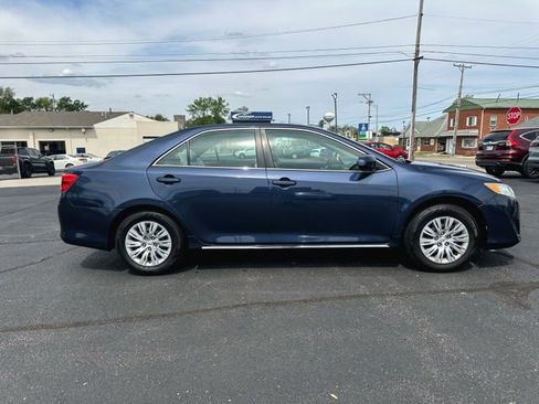 Used 2014 Toyota Camry LE FWD image 9