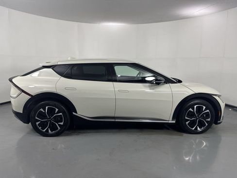 Used 2023 Kia EV6 Wind w/ Wind Technology Package AWD/4WD image 36