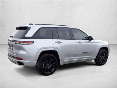 Used 2024 Jeep Grand Cherokee Limited 4xe image 4