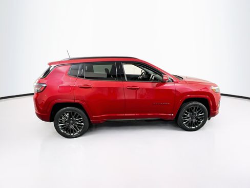 Used 2022 Jeep Compass Limited w/ (RED) Package AWD/4WD image 4