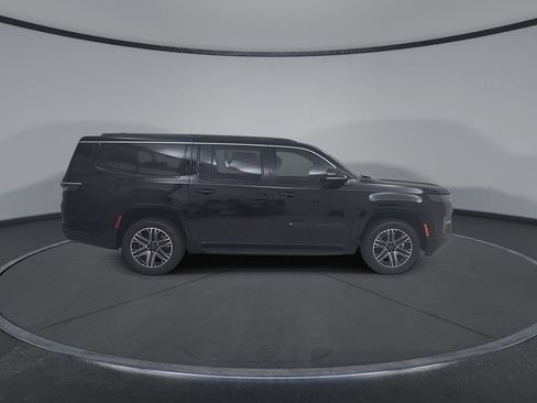 New 2026 Jeep Grand Wagoneer L 4WD image 17
