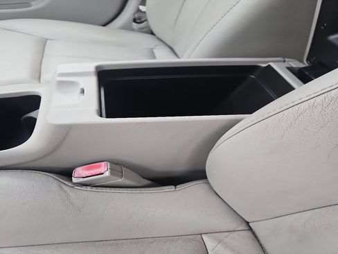 Used 2009 Chevrolet Impala LT w/ Luxury Edition Package image 26