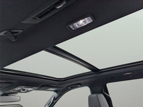 New 2026 Chevrolet Tahoe RST RWD image 17