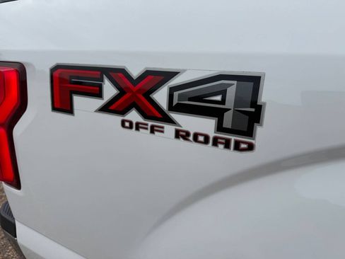 Used 2018 Ford F150 Lariat w/ Equipment Group 501A Mid AWD/4WD image 9