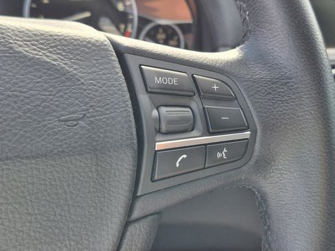 Used 2011 BMW 740i RWD image 30