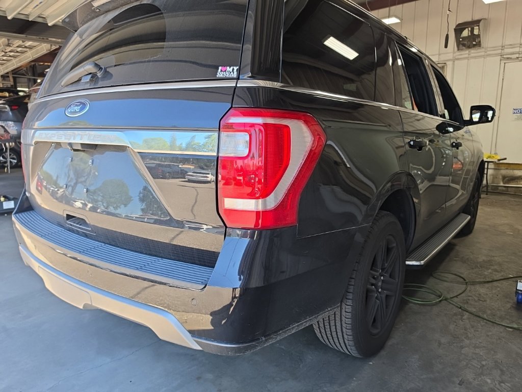 Used 2020 Ford Expedition XLT w/ Equipment Group 202A RWD image 19