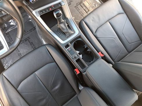 Used 2022 Audi Q3 2.0T Premium w/ Convenience Package image 27