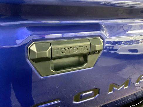 Certified 2025 Toyota Tacoma TRD Off-Road w/ TRD Off Road Upgrade Package image 28