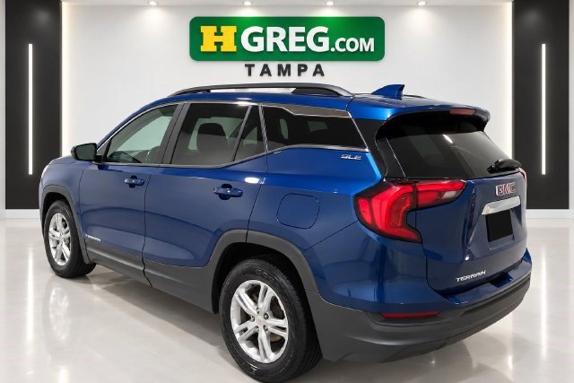 Used 2021 GMC Terrain SLE w/ Driver Convenience Package FWD image 2