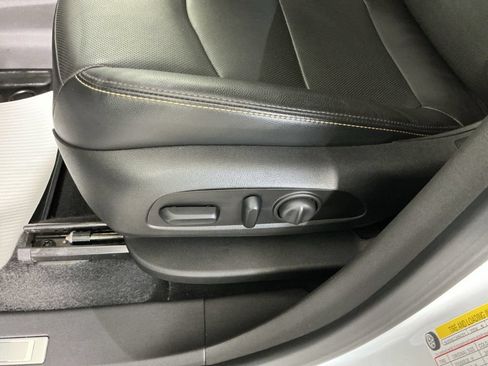 Used 2019 Chevrolet Equinox Premier AWD/4WD image 20