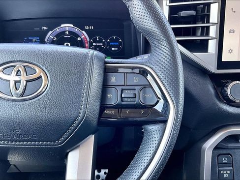 Used 2024 Toyota Sequoia SR5 w/ SR5 Premium Package AWD/4WD image 19
