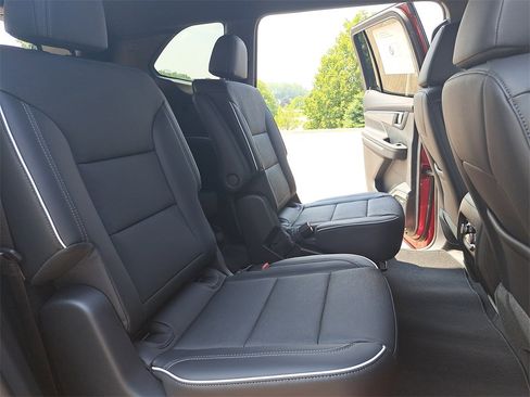 New 2026 Buick Enclave Preferred image 11