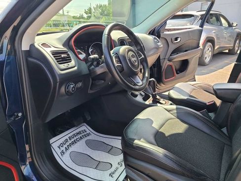 Used 2019 Jeep Compass Trailhawk AWD/4WD image 16