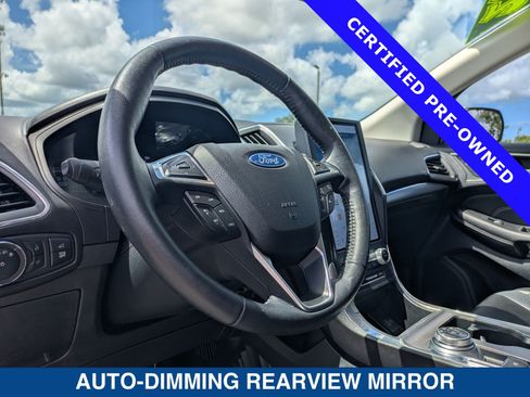 Certified 2022 Ford Edge Titanium AWD/4WD image 30