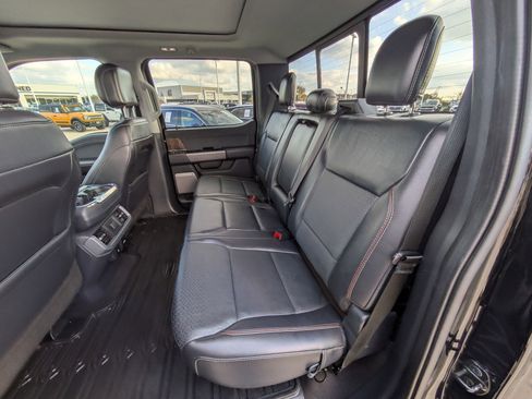 Used 2021 Ford F150 Lariat image 28