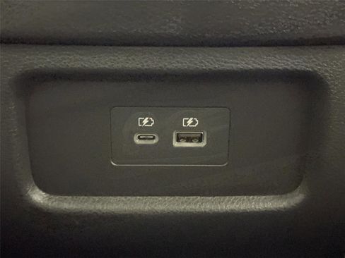 Used 2024 Nissan Pathfinder SL image 53