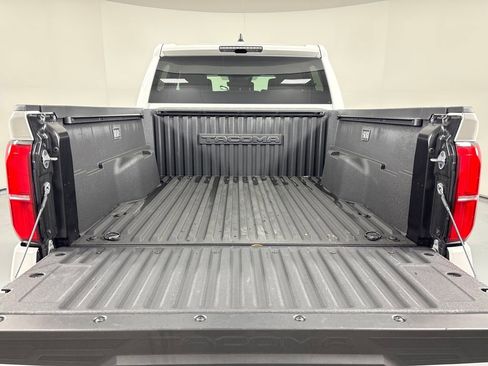Certified 2025 Toyota Tacoma TRD Sport image 33