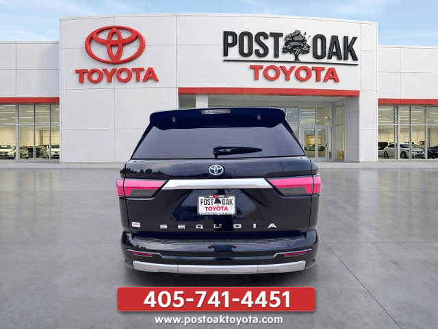 Used 2023 Toyota Sequoia Capstone AWD/4WD image 7