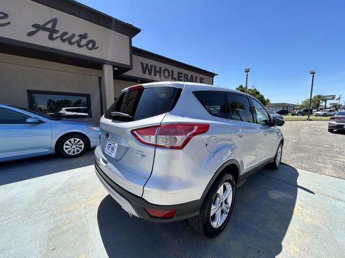 Used 2015 Ford Escape SE AWD/4WD image 8