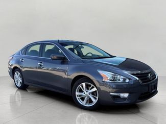 Used 2013 Nissan Altima 2.5 SV FWD video 1