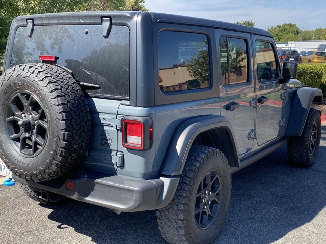 Used 2024 Jeep Wrangler Unlimited AWD/4WD image 2