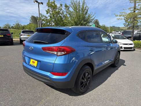 Used 2016 Hyundai Tucson SE w/ Option Group 02 AWD/4WD image 6