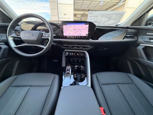 New 2025 Audi Q5 Premium Plus image 17