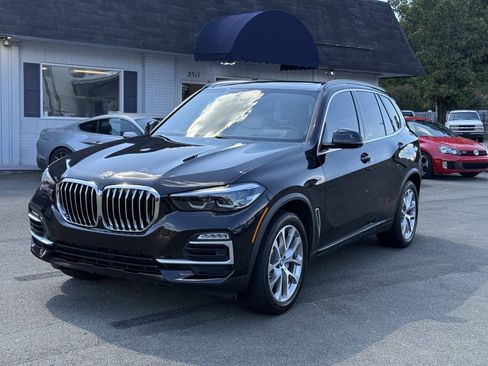 Used 2021 BMW X5 sDrive40i w/ Premium Package RWD image 4