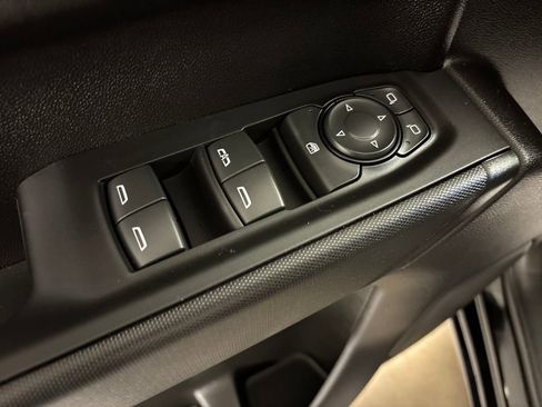 Used 2025 Chevrolet Silverado 1500 Custom w/ Turbomax Blackout Package image 22