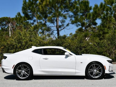Used 2020 Chevrolet Camaro LT w/ RS Package image 29