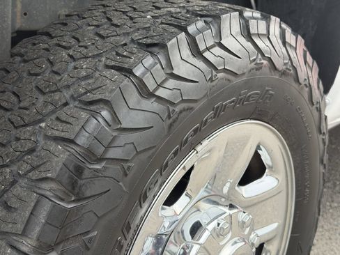 Used 2019 RAM 2500 Big Horn AWD/4WD image 12