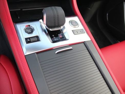 New 2026 Jaguar F-PACE R-Dynamic S image 15