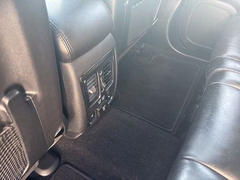 Used 2021 Jeep Grand Cherokee Limited w/ Luxury Group II AWD/4WD image 33