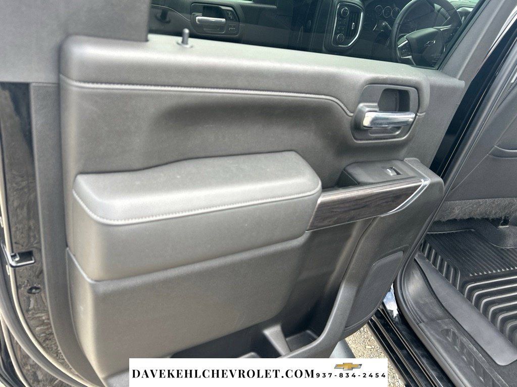 Used 2022 Chevrolet Silverado 2500 LTZ w/ LTZ Plus Package AWD/4WD image 16