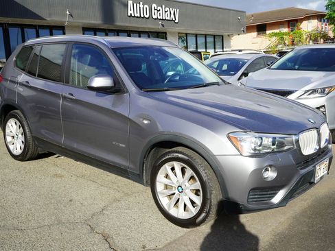 Used 2017 BMW X3 sDrive28i RWD image 3