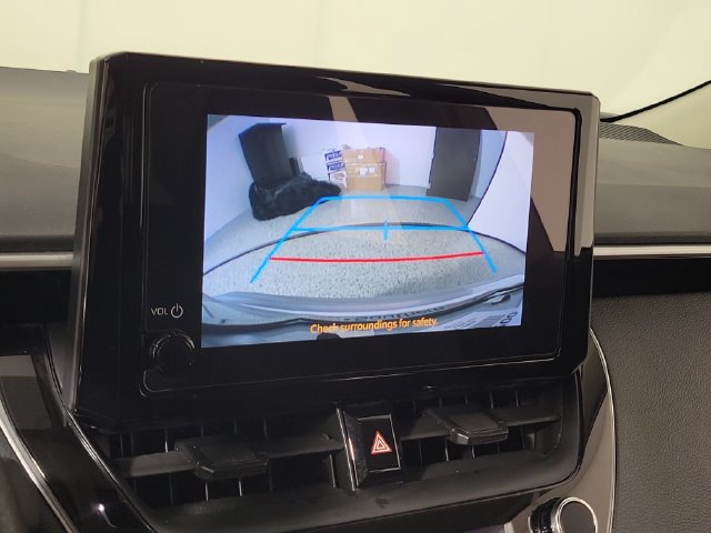 Used 2024 Toyota Corolla LE FWD image 29