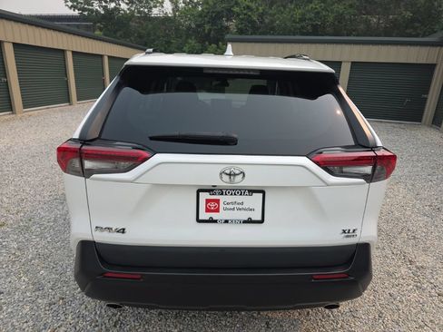 Certified 2021 Toyota RAV4 XLE AWD/4WD image 5