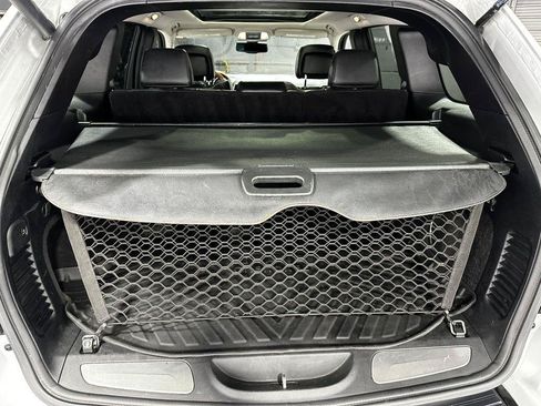 Used 2012 Jeep Grand Cherokee Overland AWD/4WD image 34
