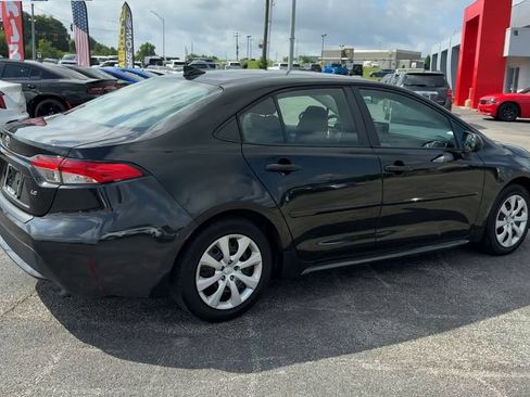 Used 2022 Toyota Corolla LE FWD image 7
