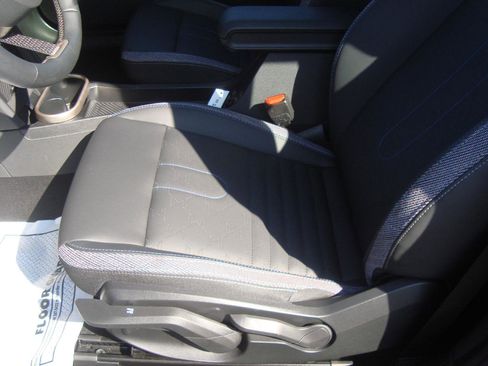 Used 2025 MINI Cooper S image 28