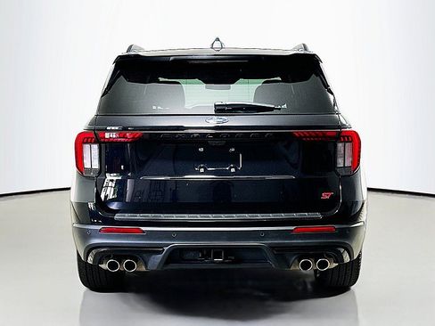 Used 2025 Ford Explorer ST w/ Sun And Sound Package AWD/4WD image 6