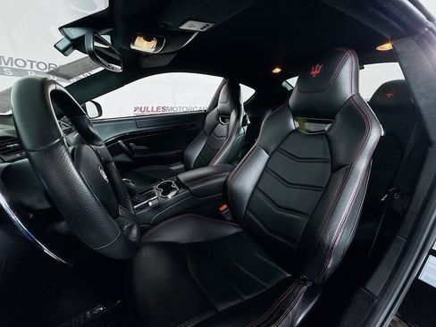 Used 2013 Maserati GranTurismo Sport image 20