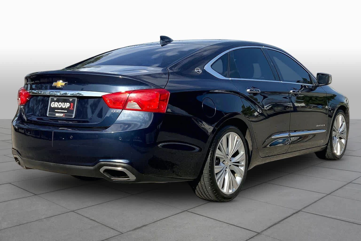Used 2015 Chevrolet Impala LTZ FWD image 13