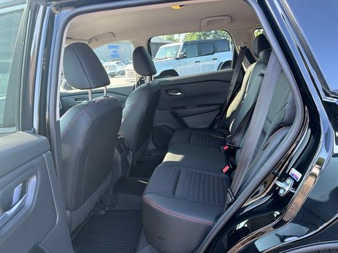 Used 2025 Nissan Rogue SV w/ Rock Creek Premium Package AWD/4WD image 17