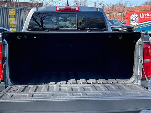 Used 2022 Chevrolet Colorado ZR2 image 31