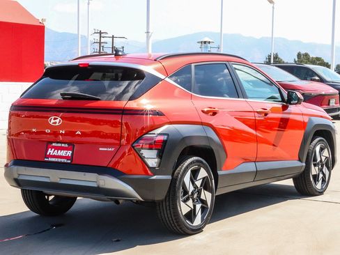 Used 2024 Hyundai Kona Limited AWD/4WD image 7