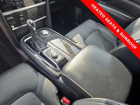 Used 2024 INFINITI QX80 Luxe image 25