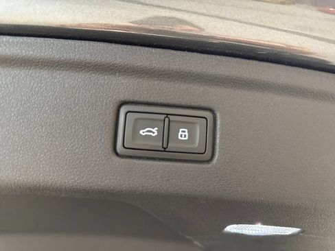 Used 2025 Audi A5 2.0T Premium Plus AWD/4WD image 46