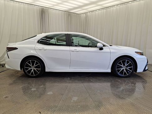 Certified 2024 Toyota Camry SE image 25