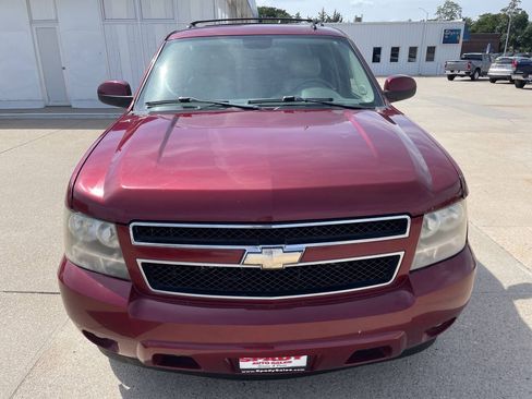 Used 2010 Chevrolet Suburban LT AWD/4WD image 8